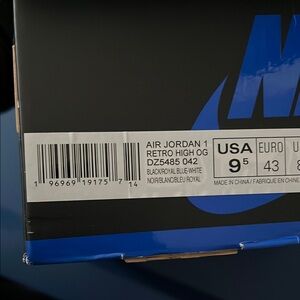 Nike Air Jordan 1 Retro High OG in Black, Blue, 🥶🔥🔥